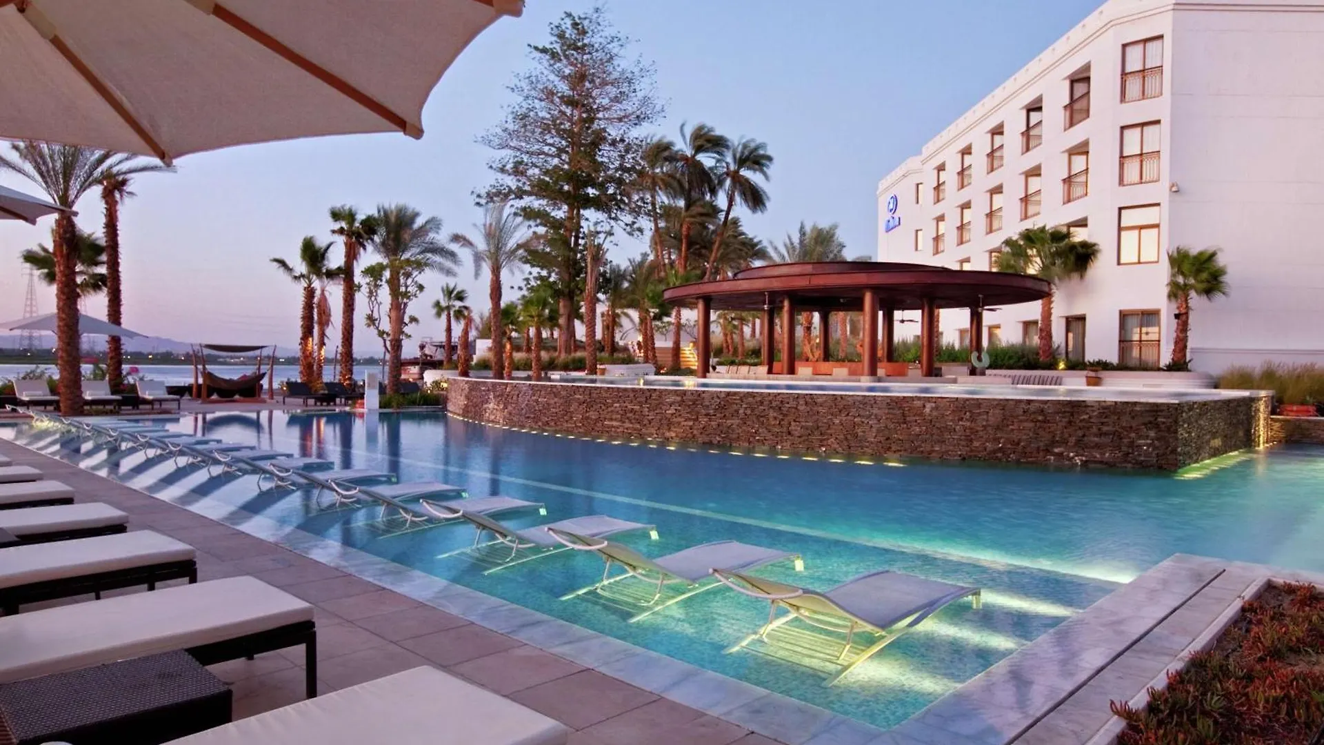 Hilton Luxor Resort & Spa
